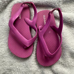 EUC Old Navy Magenta Toddler Flip Flops Sz 7